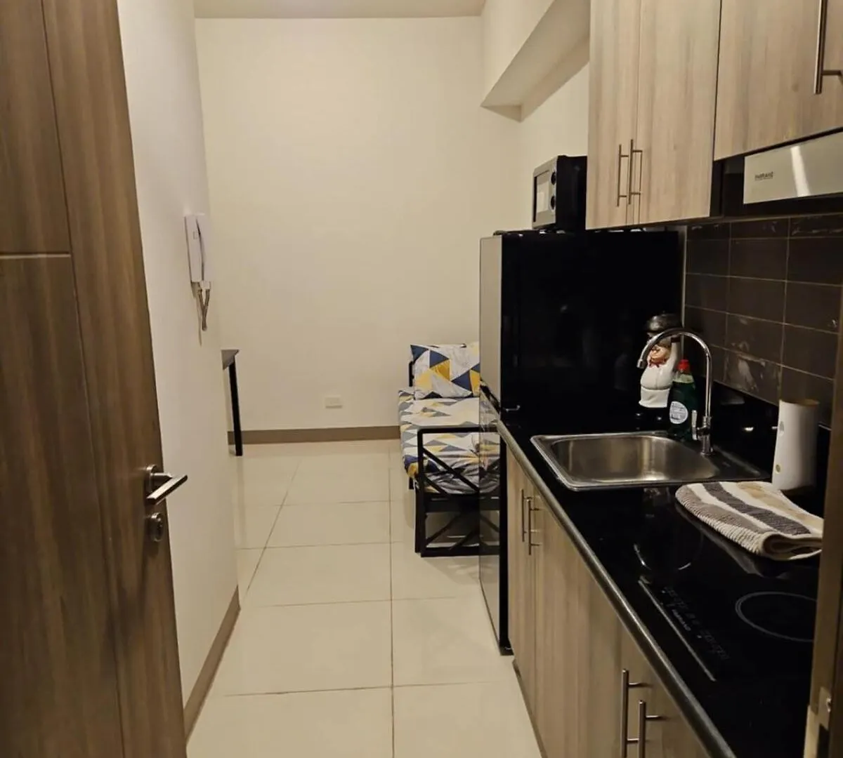 Condo Next Door Manila 0*,